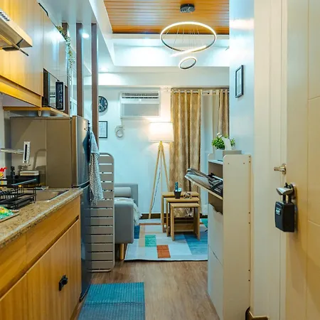 Consider It Yours - Stay Cozy With City Views