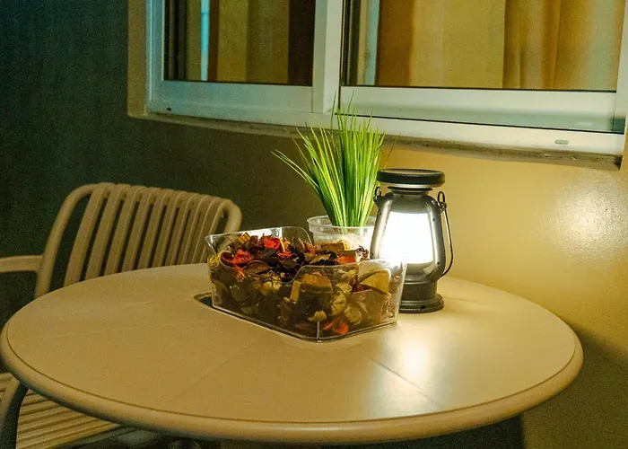 Consider It Yours - Cozy With Views Apartment Manila